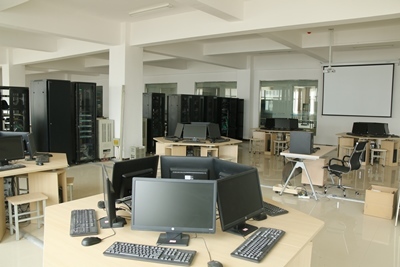 自动化的引擎 网络工程实训室在自动化工程中的基石作用